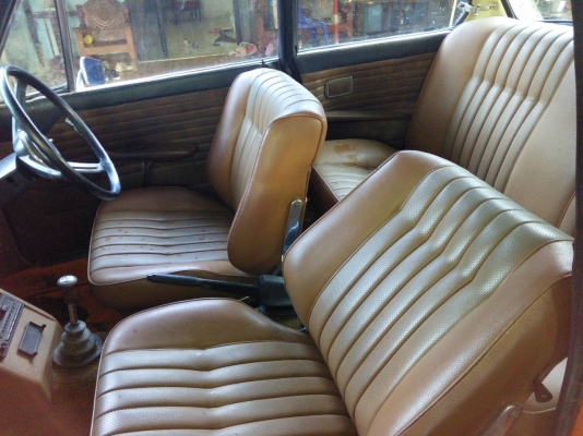 -bmw2002 ปี 71 เครื่องเดิม เกียร์ธรรมดา รถสวยไม่มีผุ เอกสารพร้อมค่ะ -bmw2002 ปี 71 เครื่องเดิม เกียร์ธรรมดา รถสวยไม่มีผุ เอกสารพร้อมค่ะ