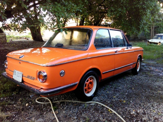 -bmw2002 ปี 71 เครื่องเดิม เกียร์ธรรมดา รถสวยไม่มีผุ เอกสารพร้อมค่ะ -bmw2002 ปี 71 เครื่องเดิม เกียร์ธรรมดา รถสวยไม่มีผุ เอกสารพร้อมค่ะ