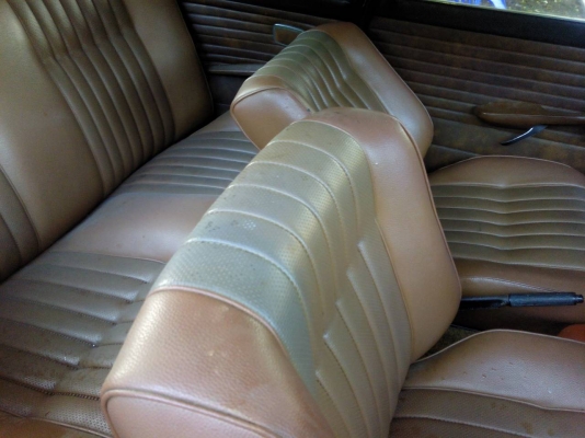 -bmw2002 ปี 71 เครื่องเดิม เกียร์ธรรมดา รถสวยไม่มีผุ เอกสารพร้อมค่ะ -bmw2002 ปี 71 เครื่องเดิม เกียร์ธรรมดา รถสวยไม่มีผุ เอกสารพร้อมค่ะ