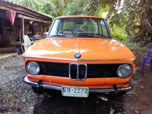 -bmw2002 ปี 71 เครื่องเดิม เกียร์ธรรมดา รถสวยไม่มีผุ เอกสารพร้อมค่ะ