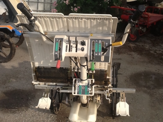 รถดำนาiseki sanae25 สภาพดีพร้อมใช้เพิ่งเข้าจากญี่ปุ่น