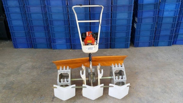 เครื่องกำจัดวัชพืชในร่องข้าว 3 แถว KIORITZ -PC315 เก่าญี่ปุ่น สภาพสวย เครื่องพร้อมใช้งาน