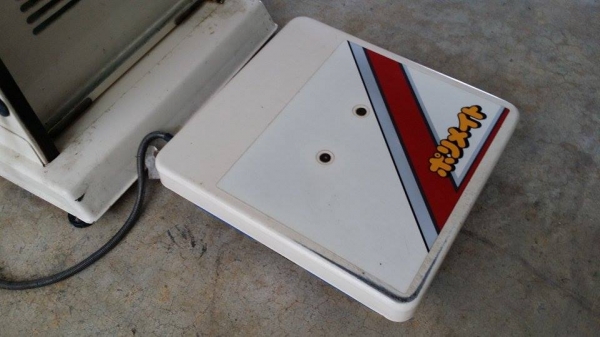 เครื่องชั่งพร้อมคัดแยกเมล็ด ISEKI รุ่น 207 เก่าญี่ปุ่น สภาพสวย เครื่องพร้อมใช้งาน ทำให้การชั่งเป็นไปอย่างสะดวกและได้มาตรฐาน