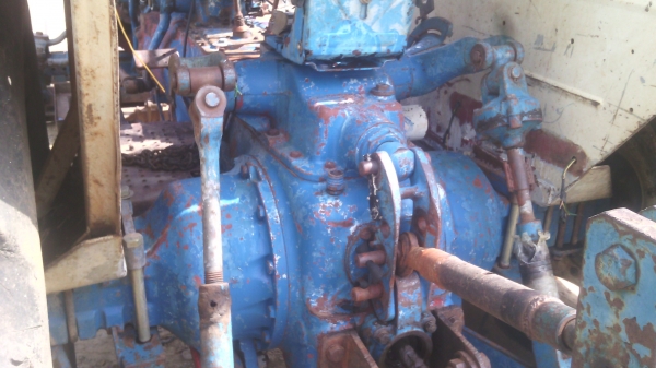 ขายรถไถFORD รุ่น6600 เสื้อลาย  สวยเดิมพร้อมใช้งานเอกสารเล่มทะเบียน