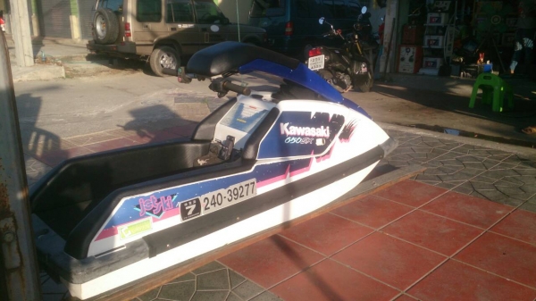 คาวาเรือยืน 650 เก่าญี่ปุ่น 38,000 บาท