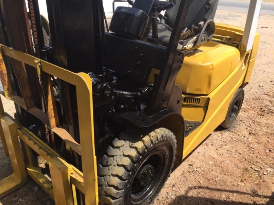 รถยก 2.5 ตัน รถฟอร์คลิฟต์ TCM  FD25T6 เกียร์ออโต้ เสา3ม.พร้อมใช้ รถร้านวัสดุก่อสร้าง สาดสีใหม่ไม่ได้ย้อมแมว