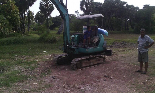 รถขุด PC30-7 สภาพดีใช้ได้ ต้องเก็บนิด รถใช้งานอยู่ทุกวัน เครื่องดี ปั้มดี