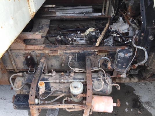 6 ล้อ 7 คัน ขายเหมารถใช้ในโรงงานคอนกรีตอัดแรงไม่มีเล่ม เจ้าของขายซากตามสภาพเท่านั้น