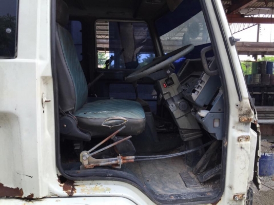 6 ล้อ 7 คัน ขายเหมารถใช้ในโรงงานคอนกรีตอัดแรงไม่มีเล่ม เจ้าของขายซากตามสภาพเท่านั้น