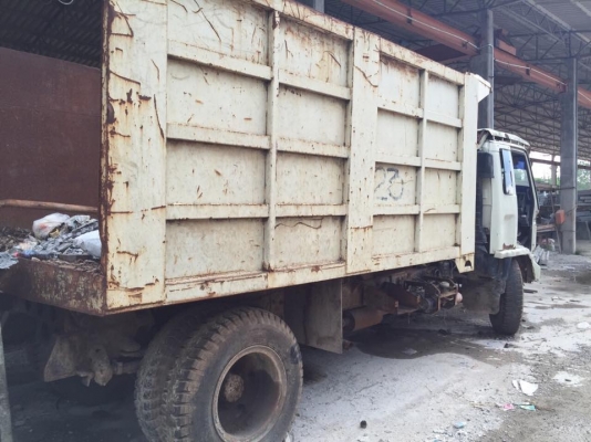 6 ล้อ 7 คัน ขายเหมารถใช้ในโรงงานคอนกรีตอัดแรงไม่มีเล่ม เจ้าของขายซากตามสภาพเท่านั้น