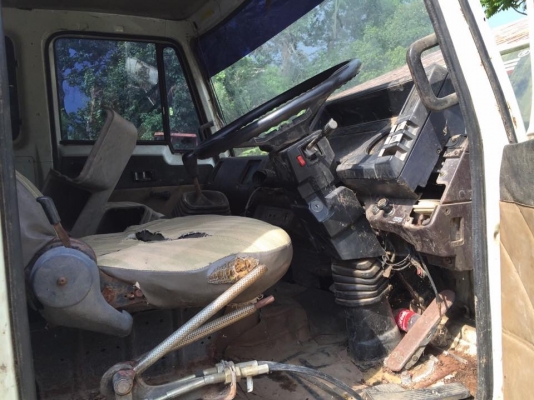 6 ล้อ 7 คัน ขายเหมารถใช้ในโรงงานคอนกรีตอัดแรงไม่มีเล่ม เจ้าของขายซากตามสภาพเท่านั้น