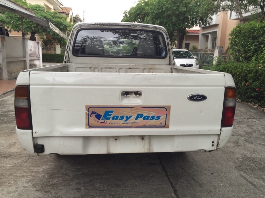 ขาย FORD. 4. ประตู ปี. 2001  ไม่มีชนหนัก