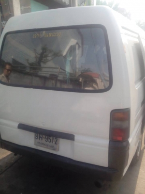 รถตู้ เครื่องดีเซล 2.5 L300 พาวเว่อร์ ใช้ดีเเอร์หนาว