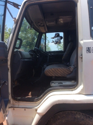 6ล้อ ISUZU ROCKY ดั๊ม เครื่อง160แรง กะบะยาว 3.80 ม. ช่วงล่างใหญ่ หัวดี เครื่องดี ครัทซีสวย รถพร้อมใช้งาน ขาย 490,000 บาท( ศุภากร 081-4252943)