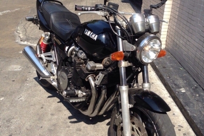 ธารนนทบุรี///ขาย yamaha xjr 1200 ปี 94-95 สวยๆเดิมๆ ระบบเครื่อง ระบบไฟสมบูรณ์ทุกจุดครับ ราคา 79,000 บาท อินวอยท์+สรรพสามิต