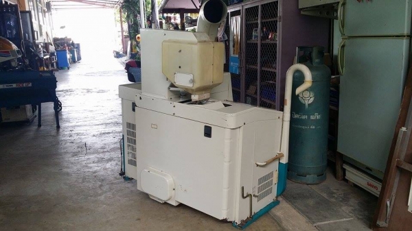 เครื่องสีข้าวกล้องเก่าญี่ปุ่น  SATAKE  GPS 350 (2) สภาพสวย เครื่องพร้อมใช้งาน  ไม่เคยใช้งานในไทย