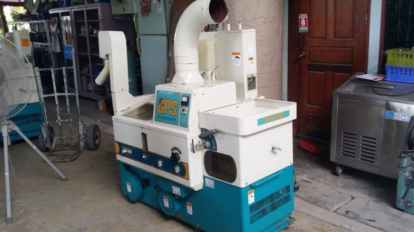 เครื่องสีข้าวกล้องเก่าญี่ปุ่น  SATAKE  รุ่น GPS 350BX สภาพสวย เครื่องพร้อมใช้งาน  ไม่เคยใช้งานในไทย