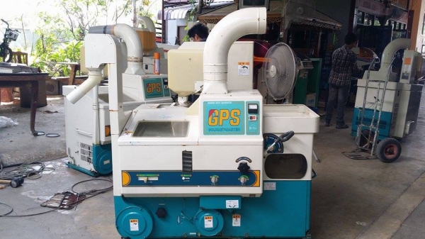 เครื่องสีข้าวกล้องเก่าญี่ปุ่น  SATAKE  รุ่น GPS 350BX สภาพสวย เครื่องพร้อมใช้งาน  ไม่เคยใช้งานในไทย