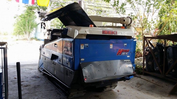 รถเกี่ยวข้าวพร้อมนวดข้าวในตัว แบบนั่งขับ เก่าญี่ปุ่น ISEKI Frontier 333 สภาพสวย เครื่องยนต์ติดง่ายพร้อมใช้งาน ไม่เคยใช้งานในไทย รถเกี่ยวข้าวพร้อมนวดข้าวในตัว แบบนั่งขับ เก่าญี่ปุ่น ISEKI Frontier 333 สภาพสวย เครื่องยนต์ติดง่ายพร้อมใช้งาน ไม่เคยใช้งานในไทย