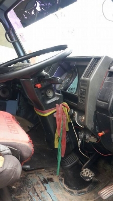 ขายรถ6 ล้อ Isuzu NPR 115 แรง พร้อมตู้แห้ง เครื่องดี แชซซีดี ไม่ผุไม่บวม ขายรถ6 ล้อ Isuzu NPR 115 แรง พร้อมตู้แห้ง เครื่องดี แชซซีดี ไม่ผุไม่บวม