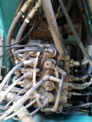 SK200-8 # YN11-48620 : รถขุด โกเบ นำเข้าจากญี่ปุ่นค่ะ T. กุ้ง:0813062283