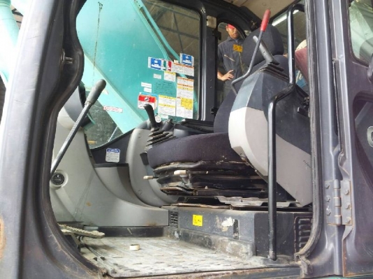 SK200-8 # YN11-48620 : รถขุด โกเบ นำเข้าจากญี่ปุ่นค่ะ T. กุ้ง:0813062283