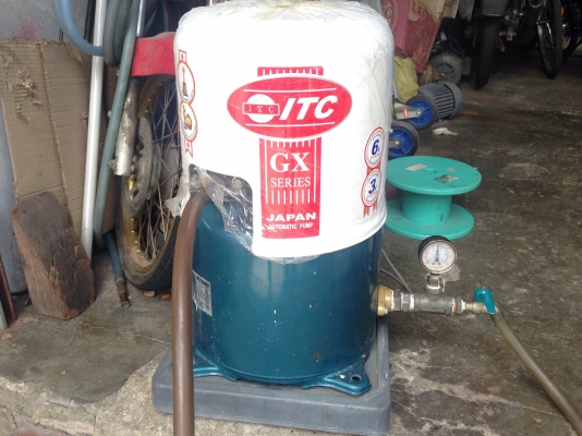 ขายปั้มน้ำอัตโนมัติ Hitachi 200W สภาพสวย ตรวจเช็คแรงดันเรียบร้อยแล้ว ไม่มีรั่วซึม พร้อมใช้งาน