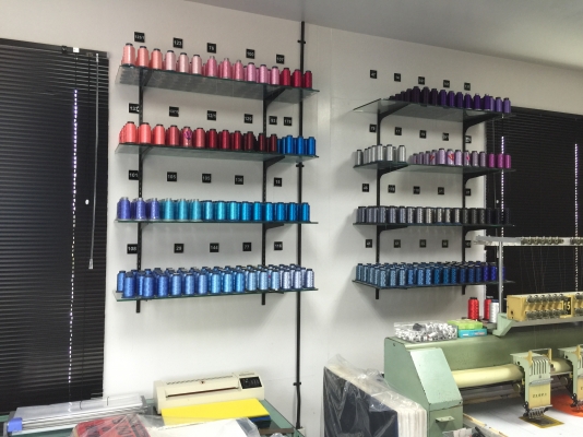 จักรปัก tajima tmeg 615 / เครื่องอัดลาย tajima / พร้อมด้ายปัก หลายพันหลอด