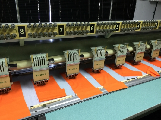 จักรปัก tajima tmeg 615 / เครื่องอัดลาย tajima / พร้อมด้ายปัก หลายพันหลอด