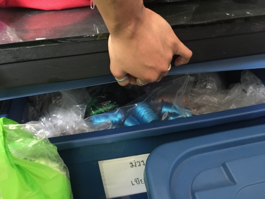 จักรปัก tajima tmeg 615 / เครื่องอัดลาย tajima / พร้อมด้ายปัก หลายพันหลอด