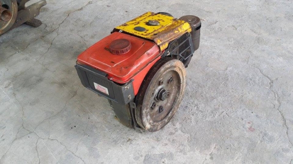 เครื่องยนต์ YANMAR เก่าญี่ปุ่น  สภาพพร้อมใช้งาน ไม่เคยใช้งานในไทย