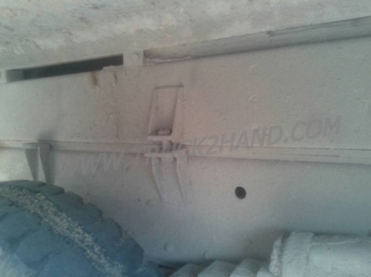 รถบรรทุก 10 ล้อดั้มพ์ MITSUBISHI FUSO FN527