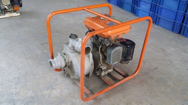 ปั๊มน้ำเก่าญี่ปุ่น  ROBIN  รุ่น EY15D เครื่องยนต์ติดง่าย สภาพพร้อมใช้งาน ไม่เคยใช้งานในไทย