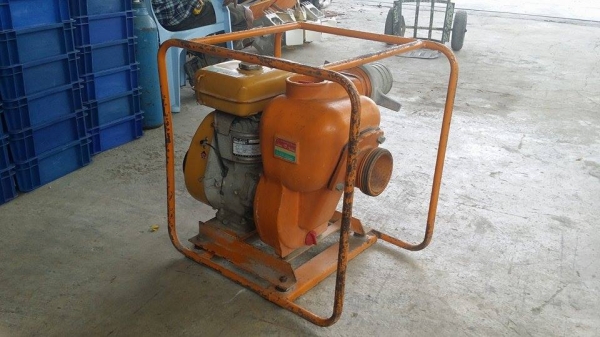 ปั๊มน้ำเก่าญี่ปุ่น  ROBIN  รุ่น EY25  เครื่องยนต์ติดง่าย สภาพพร้อมใช้งาน ไม่เคยใช้งานในไทย