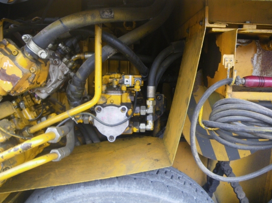 DEMAG DF130P ปี1996 5091ชม. ปูกว้าง8เมตร เครื่อง Deutz BF6L913CT หากรอของได้ 30-45 วัน ติดต่อคุยกันครับ DEMAG DF130P ปี1996 5091ชม. ปูกว้าง8เมตร เครื่อง Deutz BF6L913CT หากรอของได้ 30-45 วัน ติดต่อคุยกันครับ