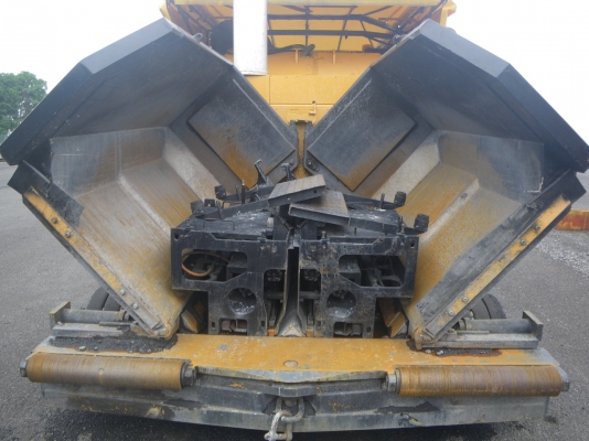 DEMAG DF130P ปี1996 5091ชม. ปูกว้าง8เมตร เครื่อง Deutz BF6L913CT หากรอของได้ 30-45 วัน ติดต่อคุยกันครับ DEMAG DF130P ปี1996 5091ชม. ปูกว้าง8เมตร เครื่อง Deutz BF6L913CT หากรอของได้ 30-45 วัน ติดต่อคุยกันครับ