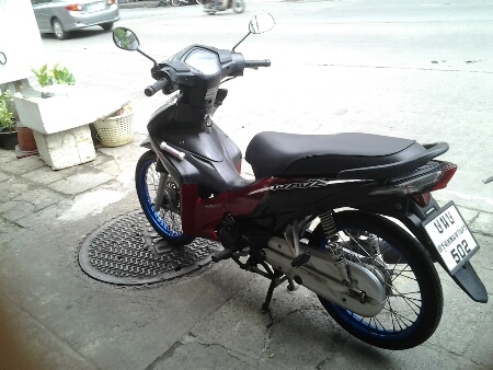 เวฟ110iปี252ตาทเท้า