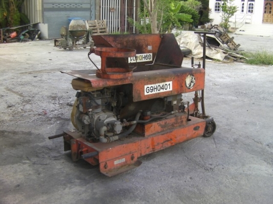 เครื่องปูนยางสำหรับทำลูกระนาดเครื่องเบนซินสตาร์กุญแจ ราคา35,000บาท ป้อนยางอัตโนมัติ ประหยัดแรงงาน