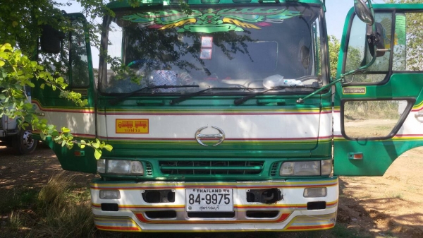 ต้องการขายรถพ่วง 24 ล้อ ยี่ห้อ Hino-โปรเฟีย เจ้าของขายเอง