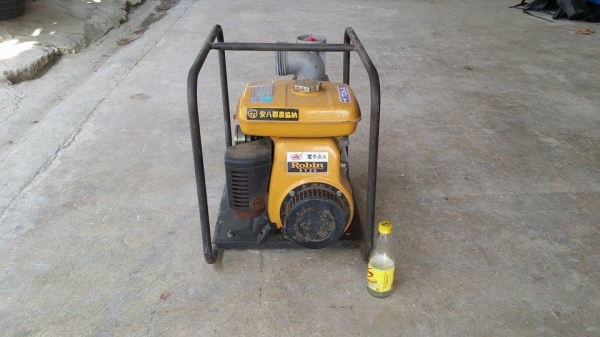 ปั๊มน้ำเก่าญี่ปุ่น ROBIN รุ่น  EY20  เครื่องยนต์ติดง่าย สภาพพร้อมใช้งาน