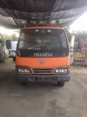 ขายรถบรรทุก 6 ล้อเล็ก