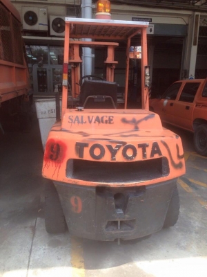 ขายรถฟอร์คลิฟต์โตโยต้า ขนาด 4 ตัน