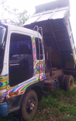 ISUZU DECA 195 HP 6HE1 หกล้อดั๊มพ์ กระบัดั๊มพ์เหล็ก 5 ตันความยาว 3.60 เมตรสภาพสวยพร้อมบรรทุกได้เลยครับ เครื่องยนต์แรงดีไม่มีเยิ้ม หัวเก๋งแล็ปลายสวยๆภายในเก๋งคอนโซลสวยครบ แอร์เย็น พวงมาลัยเพาเวอร์ ระบบเบรคทริ๊ปฟี้ครบครัน ช่วงล่างแน่นดีคัชซีไม่มีบวม ยาง 8.2 ISUZU DECA 195 HP 6HE1 หกล้อดั๊มพ์ กระบัดั๊มพ์เหล็ก 5 ตันความยาว 3.60 เมตรสภาพสวยพร้อมบรรทุกได้เลยครับ เครื่องยนต์แรงดีไม่มีเยิ้ม หัวเก๋งแล็ปลายสวยๆภายในเก๋งคอนโซลสวยครบ แอร์เย็น พวงมาลัยเพาเวอร์ ระบบเบรคทริ๊ปฟี้ครบครัน ช่วงล่างแน่นดีคัชซีไม่มีบวม ยาง 8.2