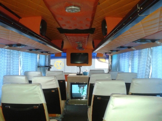 ขายรถบัสปรับอากาศ 6 ล้อ ชั้นเดียว 40 ที่นั่ง