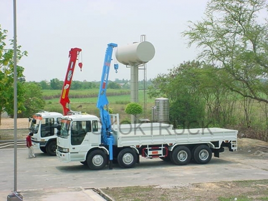 ขายรถบรรทุกติดเครน 12 ล้อ ขนาด 360 แรงม้า ติดเครน 5 ตัน 086-8053515