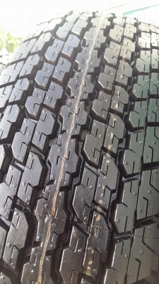 ขายล้อแม็กป้ายแดง np300 navara 16" ยางปี14 สนใจติดต่อเล็กคลองสามครับ 081-3747940