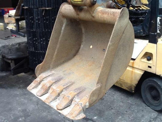 SALE___รถขุด แบคโฮ KOMATSU PC30-6 เก่านอกญี่ปุ่น มาพร้อมโซ่เหล็กและตู้เก๋ง สภาพสวย พร้อมใช้งาน SALE___รถขุด แบคโฮ KOMATSU PC30-6 เก่านอกญี่ปุ่น มาพร้อมโซ่เหล็กและตู้เก๋ง สภาพสวย พร้อมใช้งาน