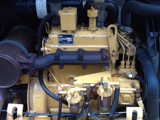 SALE___รถขุด แบคโฮ KOMATSU PC30-6 เก่านอกญี่ปุ่น มาพร้อมโซ่เหล็กและตู้เก๋ง สภาพสวย พร้อมใช้งาน SALE___รถขุด แบคโฮ KOMATSU PC30-6 เก่านอกญี่ปุ่น มาพร้อมโซ่เหล็กและตู้เก๋ง สภาพสวย พร้อมใช้งาน