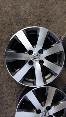 ขายล้อแม็ก honda freed 15" สนใจติดต่อเล็กคลองสามครับ 081-3747940 ขายล้อแม็ก honda freed 15" สนใจติดต่อเล็กคลองสามครับ 081-3747940