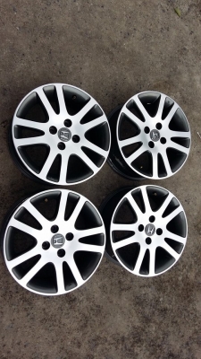 ขายล้อแม็ก civic dimension 15"×6" สนใจติดต่อเล็กคลองสามครับ 081-3747940 ขายล้อแม็ก civic dimension 15"×6" สนใจติดต่อเล็กคลองสามครับ 081-3747940